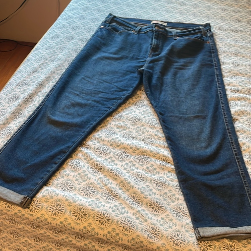 Women’s Levi boyfriend jeans